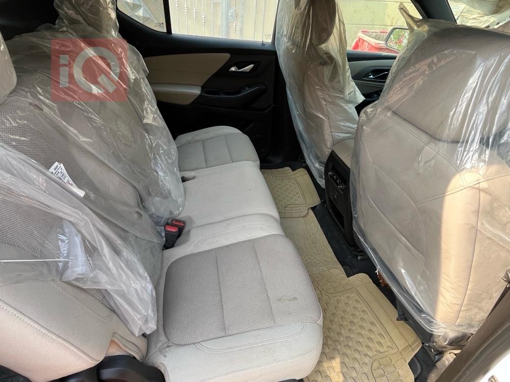 شێڤرۆلێت تراڤێرس